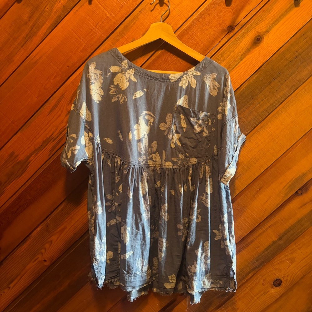 We the free floral blue cottage core mini dress/oversized top with pockets!
